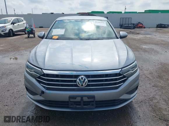 2021 Volkswagen Jetta S z VIN 3VWC57BU4MM094780, wystawiony jako IAAI lot #42103554 z przebiegiem 49 044 mil mil oraz . Historia ofert i sprzedaży dostępna na DreamBid. Obrazek 12.