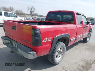2000 Chevrolet Silverado 1500 LT with VIN 1GCEK19T9YE263251, listed as a IAAI auction lot 42049501 with 238,729 mi miles and . Bid and sale history available at DreamBid. Image 4.