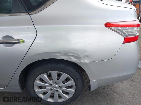 2015 Nissan Sentra SV z VIN 3N1AB7AP9FY319370, wystawiony jako IAAI lot #42098193 z przebiegiem 95 099 mil mil oraz . Historia ofert i sprzedaży dostępna na DreamBid. Obrazek 16.