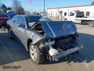 2011 Dodge Charger SE with VIN 2B3CL3CG5BH569182, listed as a IAAI auction lot 41417622 with 1 mi miles. Bid and sale history available at carsss.com. Image 1.
