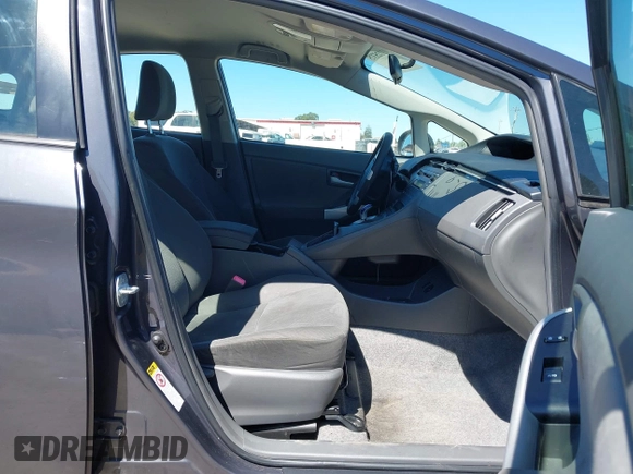2010 Toyota Prius II z VIN JTDKN3DU0A5204018, wystawiony jako IAAI lot #42225375 z przebiegiem 127 101 mil mil oraz . Historia ofert i sprzedaży dostępna na DreamBid. Obrazek 5.