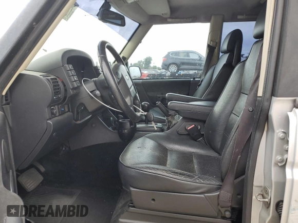 2004 Land Rover Discovery SE with VIN SALTW19484A833190, listed as a Copart auction lot 72472294 with 107,464 mi miles and Salvage Title. Bid and sale history available at carsss.com. Image 7.