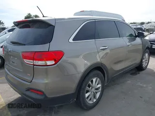 2018 Kia Sorento LX with VIN 5XYPG4A34JG411049, listed as a IAAI auction lot 41080821 with 1 mi miles. Bid and sale history available at carsss.com. Image 4.