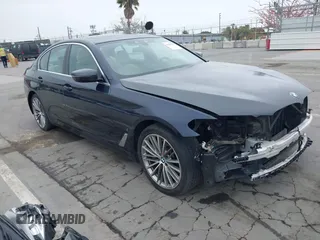 2019 BMW 5 Series 530e with VIN WBAJA9C56KB388241, listed as a IAAI auction lot 42181217 with 69,805 mi miles and . Bid and sale history available at carsss.com. Image 1.