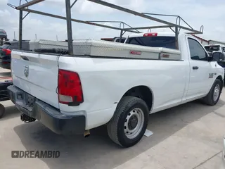 2013 Ram 2500 Tradesman z VIN 3C6LR4AT1DG536144, wystawiony jako IAAI lot #42648091 z przebiegiem 223 697 mil mil oraz . Historia ofert i sprzedaży dostępna na DreamBid. Obrazek 4.