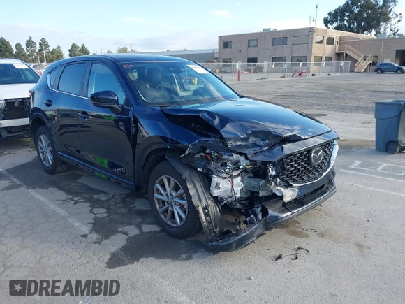 2024 Mazda CX-5 2.5 S Carbon Edition with VIN JM3KFBCL8R0517026, listed as a IAAI auction lot 41902400 with 8,468 mi miles. Bid and sale history available at carsss.com. Image 6.