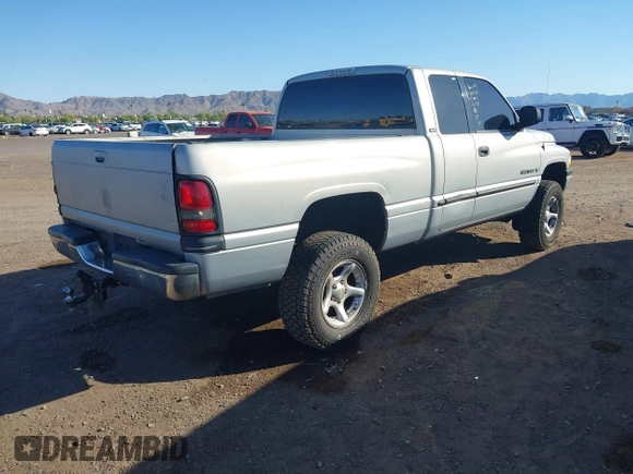 2000 Dodge 1500 with VIN 3B7HF13Z0YG161389, listed as a IAAI auction lot 42111281 with 111,062 mi miles and . Bid and sale history available at DreamBid. Image 4.