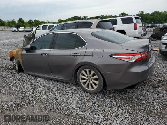 2018 Toyota Camry LE с VIN 4T1B11HK6JU573623, выставлен на аукционе Copart как лот 61994865 с пробегом Не указан миль и Списание • Salvage title. История ставок и продаж доступна на DreamBid. Изображение 2.
