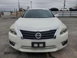 2015 Nissan Altima SL z VIN 1N4AL3AP5FC164172, wystawiony jako Copart lot #50414635 z przebiegiem 165 640 mil mil oraz Szkoda całkowita • Salvage title. Historia ofert i sprzedaży dostępna na DreamBid. Obrazek 5.