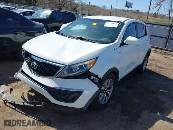 2016 Kia Sportage LX with VIN KNDPBCAC9G7872861, listed as a IAAI auction lot 41772819 with 117,540 mi miles and . Bid and sale history available at carsss.com. Image 2.