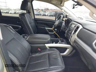 2017 Nissan Titan SL z VIN 1N6AA1E58HN506456, wystawiony jako IAAI lot #41521294 z przebiegiem 59 252 mil mil oraz . Historia ofert i sprzedaży dostępna na DreamBid. Obrazek 5.