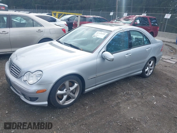 2006 Mercedes-Benz C 230 Sport with VIN WDBRF52H46F820303, listed as a IAAI auction lot 41715195 with 188,391 mi miles and . Bid and sale history available at carsss.com. Image 17.