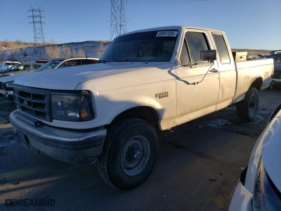 1997 Ford F-250 HD with VIN 1FTHX26G9VEB74495, listed as a Copart auction lot 88997325 with 182,554 mi miles and Clean Title. Bid and sale history available at carsss.com. Image 1.