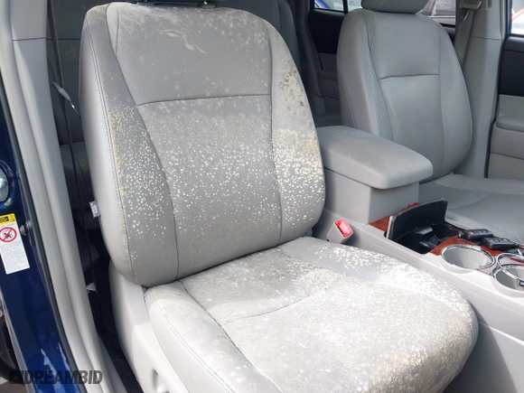 2013 Toyota Highlander Limited with VIN 5TDYK3EH0DS090721, listed as a IAAI auction lot 37416960 with 111,456 mi miles. Bid and sale history available at carsss.com. Image 12.