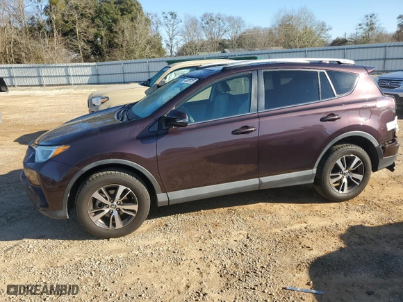 2016 Toyota RAV4 XLE with VIN 2T3RFREV0GW492162, listed as a Copart auction lot 46889155 with 65,707 mi miles and Salvage Title. Bid and sale history available at carsss.com. Image 1.