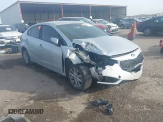 2016 Kia Forte LX with VIN KNAFK4A66G5585773, listed as a IAAI auction lot 41086399 with 1 mi miles. Bid and sale history available at carsss.com. Image 1.