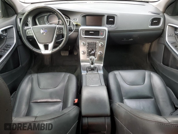 2016 Volvo V60 T5 Premier with VIN YV1612SK4G1309924, listed as a Copart auction lot 43135545 with 95,915 mi miles and Salvage Title. Bid and sale history available at carsss.com. Image 8.