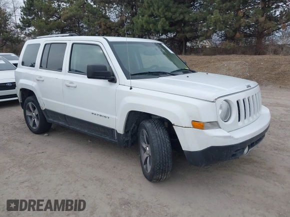 2016 Jeep Patriot Latitude with VIN 1C4NJRFBXGD627551, listed as a IAAI auction lot 41716065 with 140,000 mi miles. Bid and sale history available at carsss.com. Image 1.