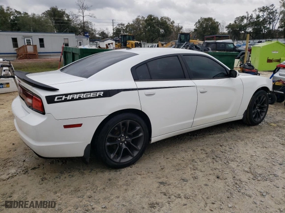 2011 Dodge Charger SE with VIN 2B3CL3CG1BH584231, listed as a Copart auction lot 46125795 with 155,381 mi miles and Salvage Title. Bid and sale history available at carsss.com. Image 3.
