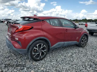 2018 Toyota C-HR XLE z VIN NMTKHMBX1JR061311, wystawiony jako Copart lot #63251925 z przebiegiem 32 382 mil mil oraz Czysty tytuł • Clean title. Historia ofert i sprzedaży dostępna na DreamBid. Obrazek 3.