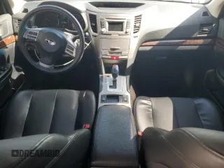 2014 Subaru Legacy Limited z VIN 4S3BMBL61E3038352, wystawiony jako Copart lot #52995135 z przebiegiem 75 598 mil mil oraz Szkoda całkowita • Salvage title. Historia ofert i sprzedaży dostępna na DreamBid. Obrazek 8.