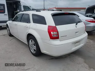 2008 Dodge Magnum z VIN 2D4FV47T28H237537, wystawiony jako IAAI lot #42422634 z przebiegiem 161 252 mil mil oraz . Historia ofert i sprzedaży dostępna na DreamBid. Obrazek 3.