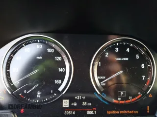 2022 BMW X1 sDrive28i with VIN WBXJG7C05N5V08966, listed as a Copart auction lot 86360594 with 39,514 mi miles and Clean Title. Bid and sale history available at carsss.com. Image 9.