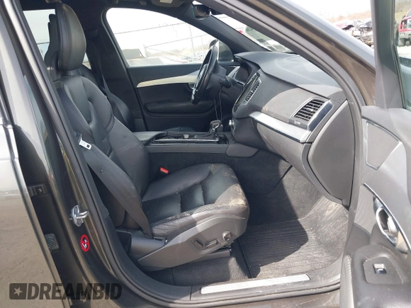 2018 Volvo XC90 Momentum with VIN YV4102XKXJ1323035, listed as a IAAI auction lot 41464280 with 82,966 mi miles and . Bid and sale history available at DreamBid. Image 5.