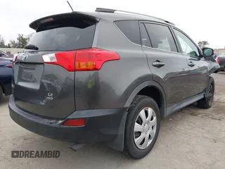 2015 Toyota RAV4 LE with VIN 2T3BFREVXFW277470, listed as a IAAI auction lot 42063725 with 119,122 mi miles. Bid and sale history available at carsss.com. Image 4.