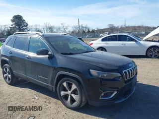 2019 Jeep Cherokee Limited with VIN 1C4PJLDB4KD416184, listed as a IAAI auction lot 41628274 with 130,003 mi miles. Bid and sale history available at carsss.com. Image 1.