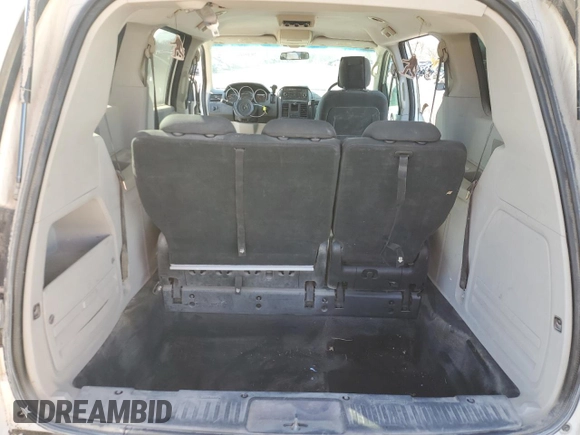 2008 Dodge Grand Caravan SE with VIN 2D8HN44H58R705763, listed as a Copart auction lot 48389925 with 227,777 mi miles and Salvage title. Bid and sale history available at DreamBid. Image 6.
