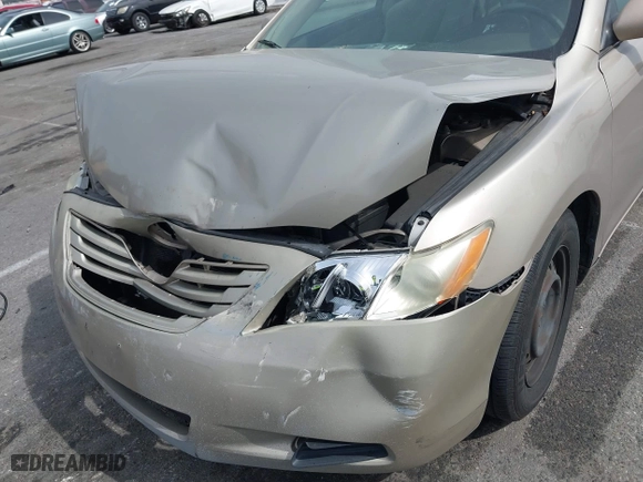 2008 Toyota Camry LE with VIN 4T1BK46K58U575861, listed as a IAAI auction lot 41685664 with 267,003 mi miles. Bid and sale history available at carsss.com. Image 6.