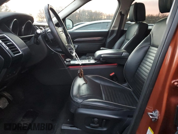 2017 Land Rover Discovery First Edition with VIN SALRTBBV2HA016542, listed as a Copart auction lot 85986704 with 118,783 mi miles and Salvage Title. Bid and sale history available at carsss.com. Image 7.