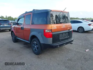 2005 Honda Element LX with VIN 5J6YH18325L010593, listed as a IAAI auction lot 41931020 with 208,741 mi miles and . Bid and sale history available at DreamBid. Image 3.