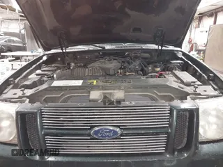 2003 Ford Explorer Sport Trac XLS z VIN 1FMZU77E73UB07352, wystawiony jako IAAI lot #41803900 z przebiegiem 153 433 mil mil oraz . Historia ofert i sprzedaży dostępna na DreamBid. Obrazek 10.