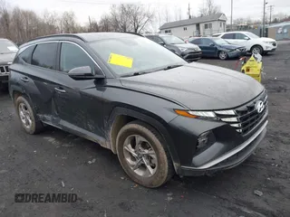 2022 Hyundai Tucson SEL z VIN 5NMJBCAE5NH118093, wystawiony jako IAAI lot #42020770 z przebiegiem 16 274 mil mil oraz . Historia ofert i sprzedaży dostępna na DreamBid. Obrazek 1.