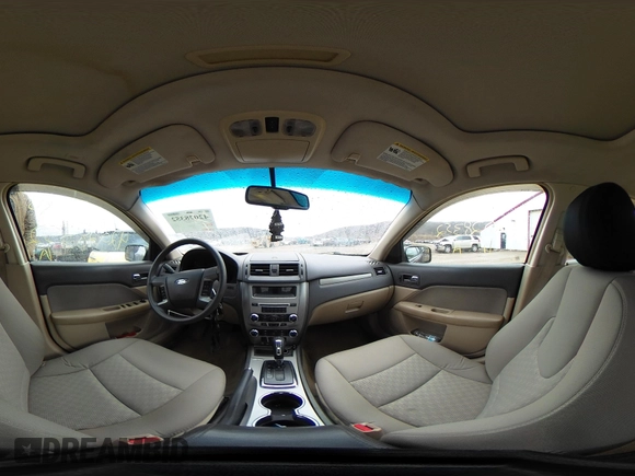 2011 Ford Fusion SE with VIN 3FAHP0HAXBR308930, listed as a IAAI auction lot 42028352 with 116,116 mi miles. Bid and sale history available at carsss.com. Image 18.