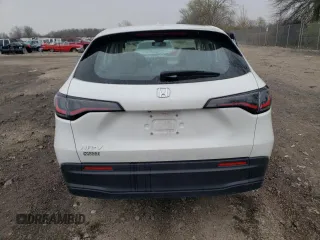 2024 Honda HR-V LX with VIN 3CZRZ2H31RM731676, listed as a Copart auction lot 54373325 with 9,848 mi miles and Salvage title. Bid and sale history available at DreamBid. Image 6.