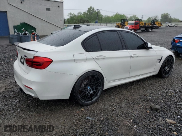 2018 BMW M3 z VIN WBS8M9C5XJ5L71702, wystawiony jako Copart lot #55657055 z przebiegiem Nie podano mil oraz Szkody całkowita. Historia ofert i sprzedaży dostępna na DreamBid. Obrazek 3.