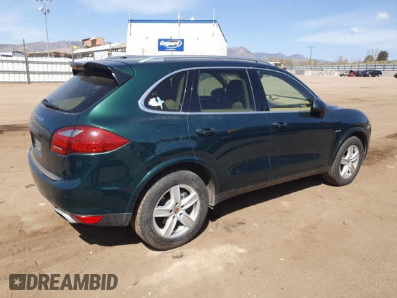 2014 Porsche Cayenne Diesel with VIN WP1AF2A21ELA33463, listed as a Copart auction lot 52605355 with 192,342 mi miles and Clean title. Bid and sale history available at DreamBid. Image 3.