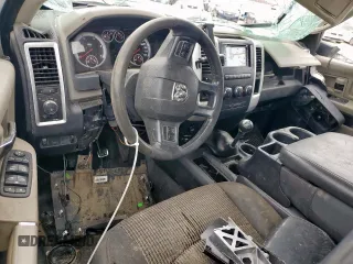 2012 Ram 2500 Big Horn z VIN 3C6UD5DL2CG218956, wystawiony jako Copart lot #53527775 z przebiegiem 230 031 mil mil oraz Szkoda całkowita • Salvage title. Historia ofert i sprzedaży dostępna na DreamBid. Obrazek 8.