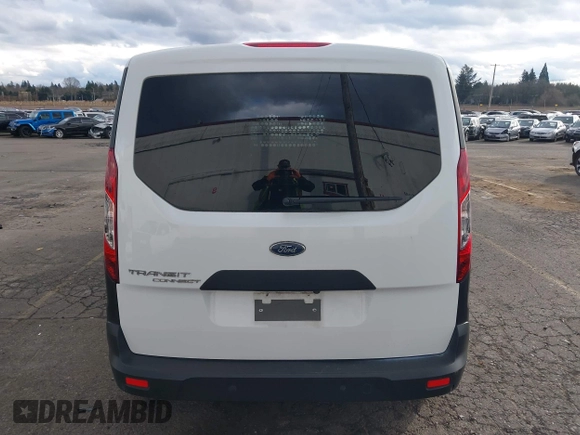 2019 Ford Transit Connect XL z VIN NM0LE7E2XK1431554, wystawiony jako IAAI lot #41464835 z przebiegiem 46 687 mil mil oraz . Historia ofert i sprzedaży dostępna na DreamBid. Obrazek 16.
