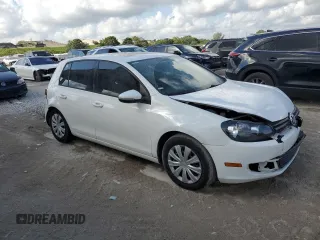 2010 Volkswagen Golf с VIN WVWDA7AJ9AW409966, выставлен на аукционе Copart как лот 45297375 с пробегом 153 550 миль миль и Списание • Salvage title. История ставок и продаж доступна на DreamBid. Изображение 4.