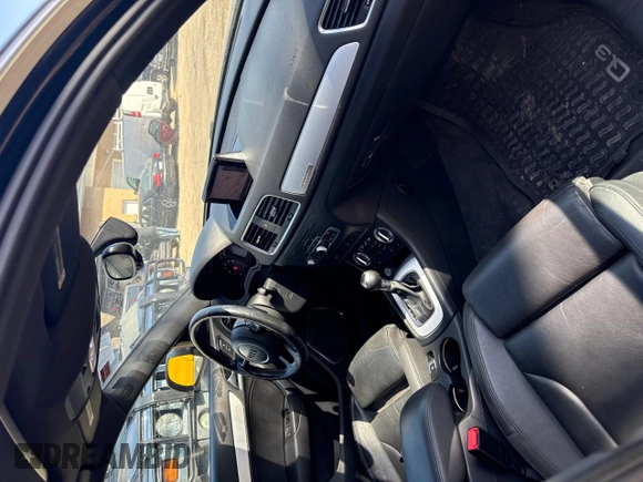 2015 Audi Q3 with VIN WA1GFEFSXFR008138, listed as a Copart auction lot 49348415 with 93,934 mi miles and Clean title. Bid and sale history available at DreamBid. Image 5.