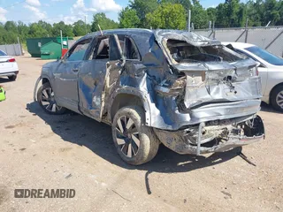 2024 Volkswagen Atlas SE with VIN 1V2HE2CA2RC216298, listed as a IAAI auction lot 42732914 with Not provided miles and . Bid and sale history available at DreamBid. Image 3.