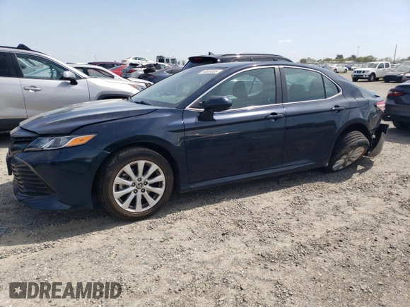 2020 Toyota Camry LE with VIN 4T1C11AKXLU976599, listed as a Copart auction lot 50689505 with 41,322 mi miles and Salvage Title. Bid and sale history available at carsss.com. Image 1.