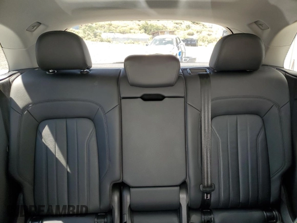 2018 Audi Q5 Premium with VIN WA1ANAFY2J2227182, listed as a Copart auction lot 60544075 with 33,851 mi miles and Salvage title. Bid and sale history available at DreamBid. Image 10.