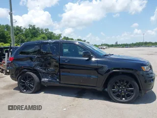 2021 Jeep Grand Cherokee Laredo X z VIN 1C4RJEAG8MC739568, wystawiony jako IAAI lot #42513930 z przebiegiem 80 814 mil mil oraz . Historia ofert i sprzedaży dostępna na DreamBid. Obrazek 13.