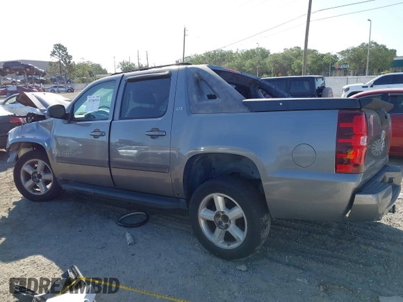 2007 Chevrolet Avalanche LTZ with VIN 3GNFK12397G239027, listed as a IAAI auction lot 42106910 with 212,774 mi miles and . Bid and sale history available at DreamBid. Image 14.