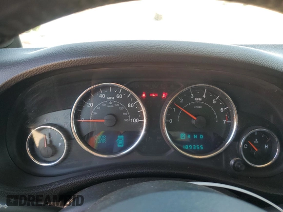 2013 Jeep Wrangler Unlimited Sahara with VIN 1C4BJWEG5DL662756, listed as a Copart auction lot 56423615 with 189,355 mi miles and Salvage title. Bid and sale history available at DreamBid. Image 9.